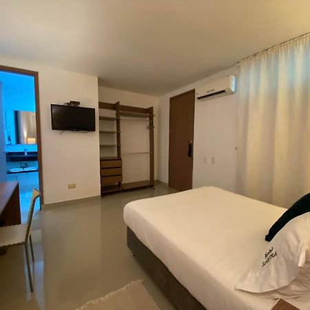 Hotel Soleira Tolu Bagian luar foto