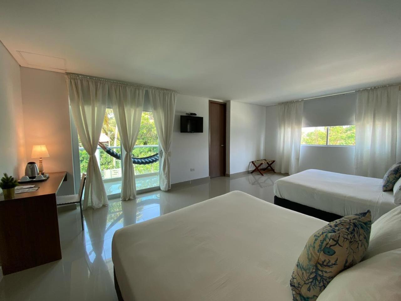 Hotel Soleira Tolu Bagian luar foto