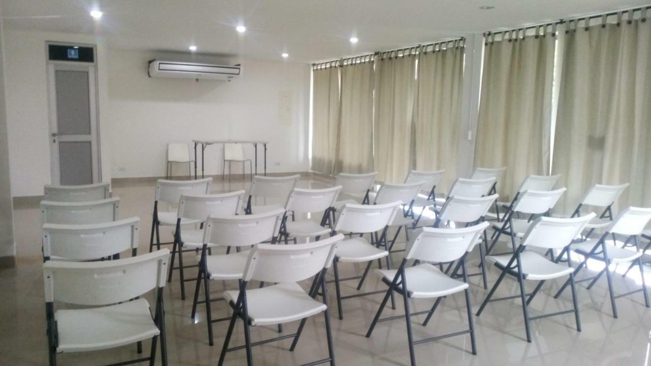 Hotel Soleira Tolu Bagian luar foto